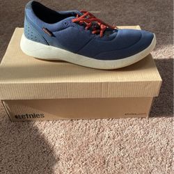 Etnies Sneakers