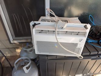 Vissani VM5024 window air conditioner