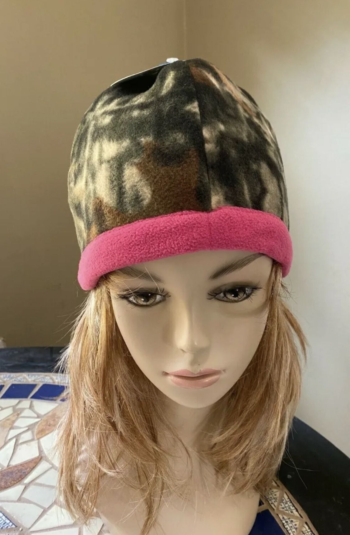 Women's GMi Headwear Camo Fleece Beanie Hat Reversible Pink Winter Ski Cap
