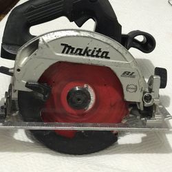 Makita 18volt Used 6 1/2 Brushless Cordless Black Circular Saw