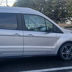 2017 Ford Transit XLT CO 7 PASSENGERS
