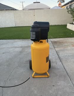 Dewalt Air Compressor 15 Gallon Like New