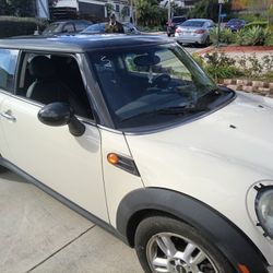 2011 Mini Cooper 
