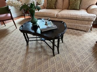 Ethan Allen Mirabelle Chinoiserie Coffee Table Black with Gold Accents Bamboo Like Legs 25 x 30 x 18h Smoke free household