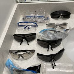 Various safety glasses-10 count