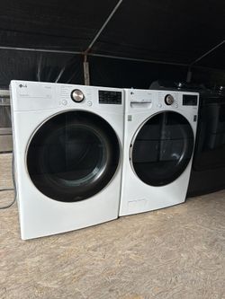 Lg Front Loader Washer & Dryer Set /60 DAY WARRANTY 📍5200 E 10TH AVE TAMPA FL 33619📍