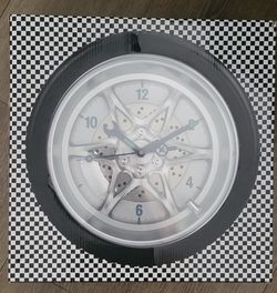 Tire Rim Gear Clock Rubber 14” Real Wheel Wall mountable Automotive Rally Shop 