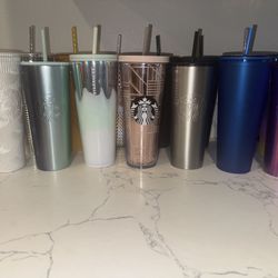 Starbucks Cups 