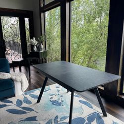 Extendable Dining Table (4–8 People) – Open Box, Never Used 🔥