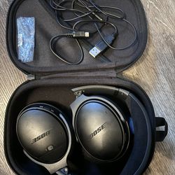 Bose Quiet Confort Headphones 