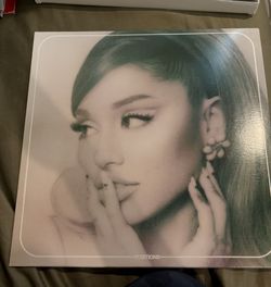 Ariana Grande - Positions