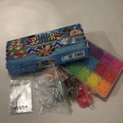Rainbow Loom Set with extra!!!