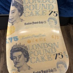 Modernica X Cookies Chair 