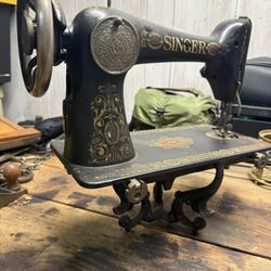 Antique Singer Sewing Machine 
