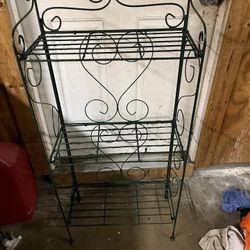 Green Shelf