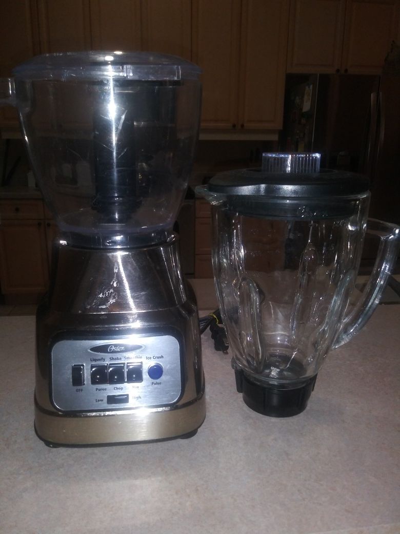 Osterizer blender with chopper.Glass jar. Perfect condition!!