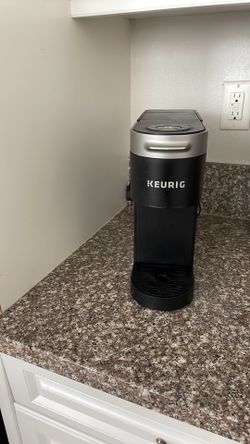 KEURIG coffee maker