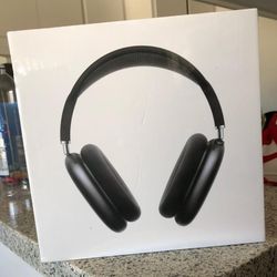 Brand New Sealed Apple Airpod Max (Black)