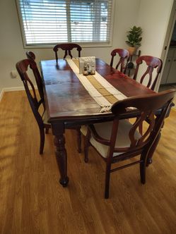 Dining set