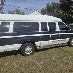 2008 Ford E250 Extended Cargo Van