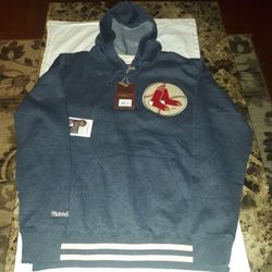 Boston Red Sox Bat Around Men's Fleece Tailored Fit Hoody Sizes Medium