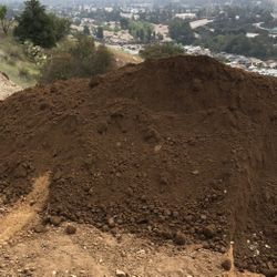free clean dirt and delivery !