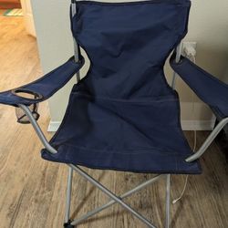 4 Foldable Chairs