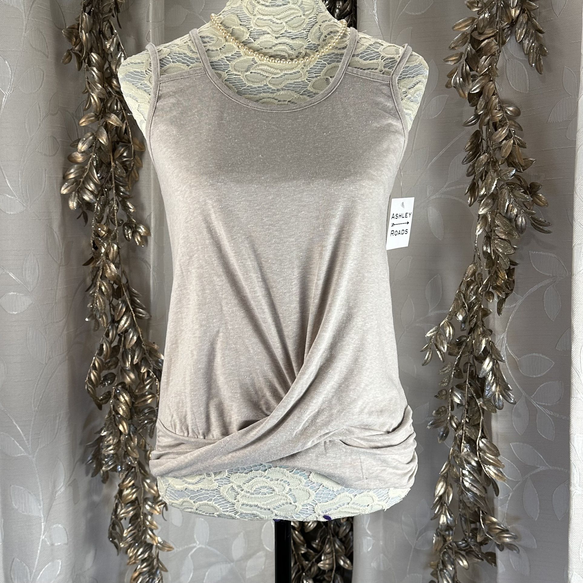 Culture Code Neutral Core Tank | Small | Minimalist Casual Chic Twist Top