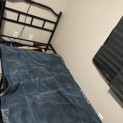 Light, sturdy Twin bed Frame With Built In Outlets