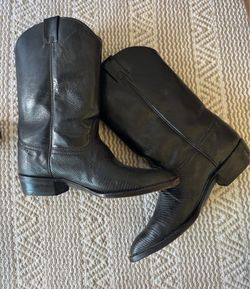 Black Frye cowboy boots