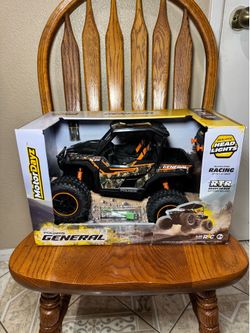 Remote control off roading car