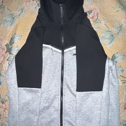 Black and Gray Nike Tech