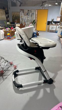 Se vende silla de comer para bebe