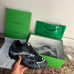 Bottega Veneta Black Sneakers with Box