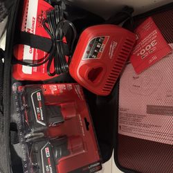 Milwaukee m12 battery bundle