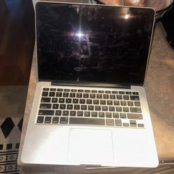 MacBook Pro A1502