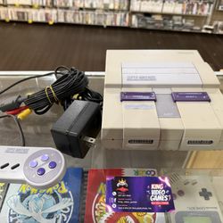 Super Nintendo SNES Console