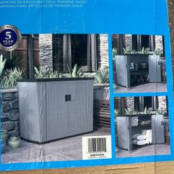Backyard Oasis Entertaining Station W/Storage
