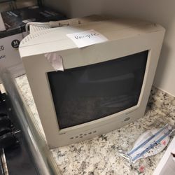 Vintage NEC MultiSync A500+ 15” CRT Monitor – Tested, Retro Gaming / Vintage PC Display