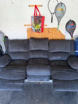 Couch recliner love seat