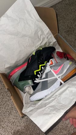 Nike LeBron 18 Low Space Jam Bugs Bunny
