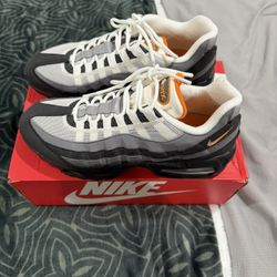 Nike Air Max 95 Shoes