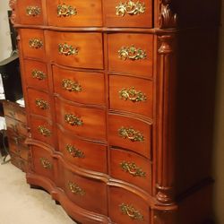 Solid Oak Bedroom Set King/Cal King, Master Chest, Dresser, Nightstands