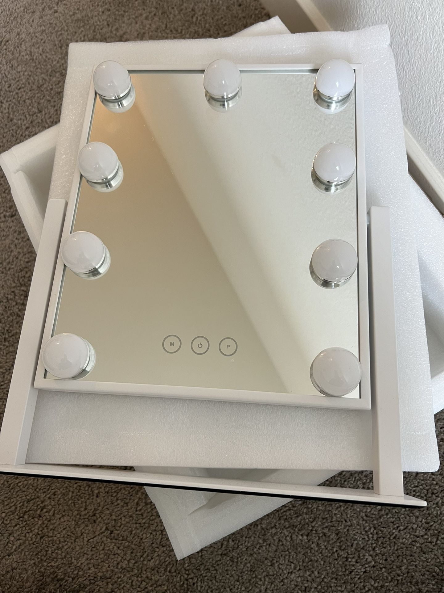 LED Hollywood Style Vanity Mirror