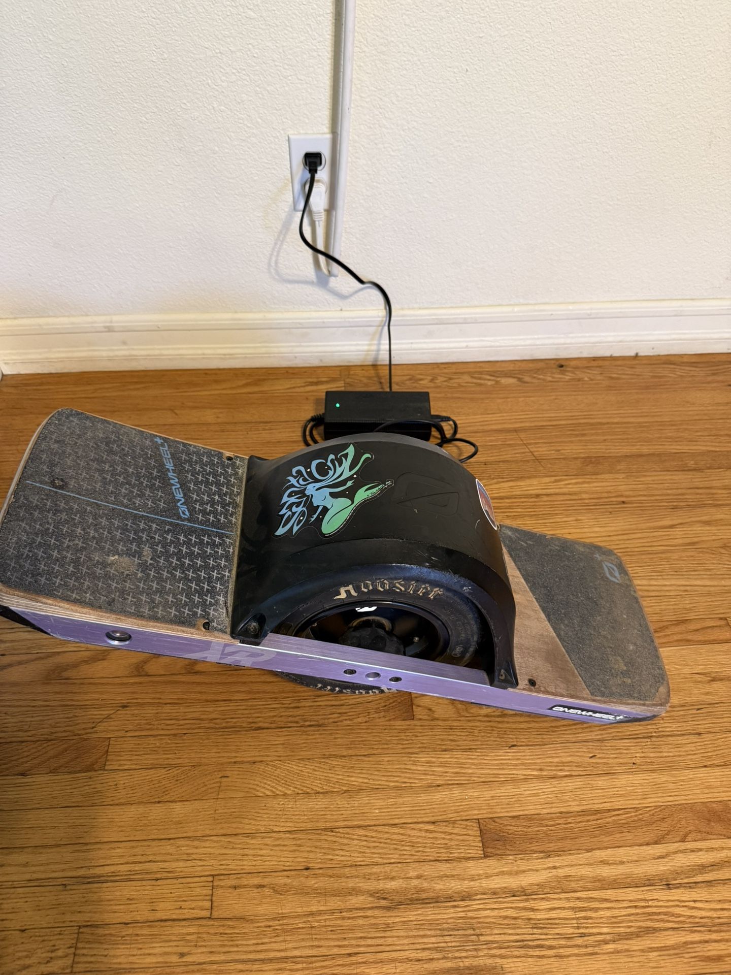 Onewheel XR Hardware 4208 with Custom Tire - Modder's Dream!