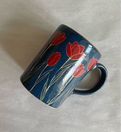 Vintage 9-oz Otagiri Red Tulip Gold Trim Mug