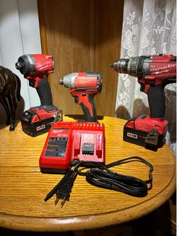 M18 drill and impact kit