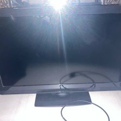 Dynex 32 Inch HDTV television 