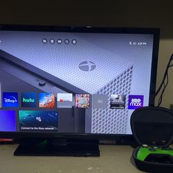 Xbox One S & 32” Tv