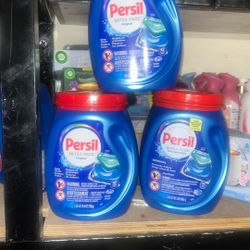 Persil. Ultra  pacs.    42  pacs  10 each 